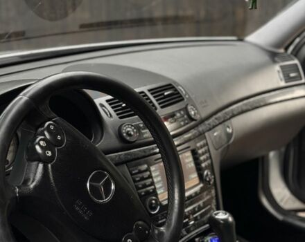 Серый Мерседес Е-Класс, объемом двигателя 2.2 л и пробегом 430 тыс. км за 6999 $, фото 1 на Automoto.ua