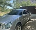 Сірий Мерседес Е-Клас, об'ємом двигуна 2.15 л та пробігом 323 тис. км за 7000 $, фото 6 на Automoto.ua