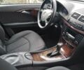 Сірий Мерседес Е-Клас, об'ємом двигуна 2.1 л та пробігом 330 тис. км за 7200 $, фото 7 на Automoto.ua