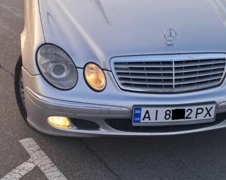 Сірий Мерседес Е-Клас, об'ємом двигуна 3 л та пробігом 300 тис. км за 3300 $, фото 4 на Automoto.ua