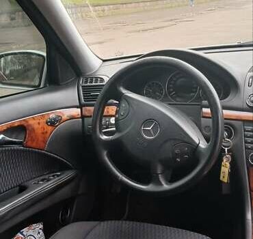 Серый Мерседес Е-Класс, объемом двигателя 1.8 л и пробегом 289 тыс. км за 7150 $, фото 17 на Automoto.ua