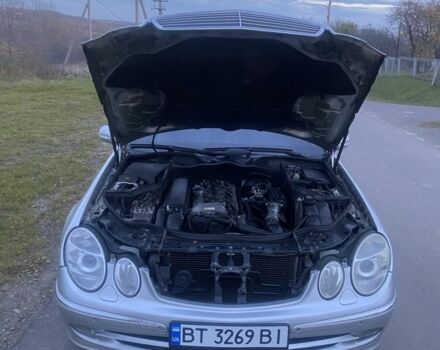 Сірий Мерседес Е-Клас, об'ємом двигуна 2.7 л та пробігом 100 тис. км за 3300 $, фото 5 на Automoto.ua