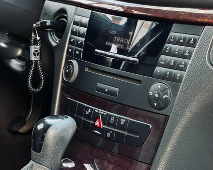 Мерседес Е-Клас 2004 у Івано-Франківську на Automoto.ua Сірий Мерседес Е-Клас, об'ємом двигуна 2.15 л та пробігом 462 тис. км за 8100 $, фото 10 на Automoto.ua