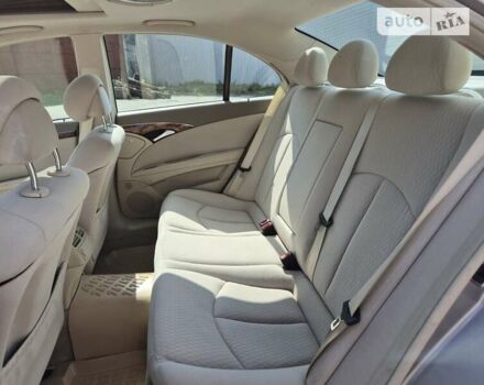 Сірий Мерседес Е-Клас, об'ємом двигуна 1.8 л та пробігом 281 тис. км за 11400 $, фото 25 на Automoto.ua