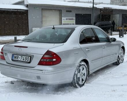 Сірий Мерседес Е-Клас, об'ємом двигуна 2.7 л та пробігом 300 тис. км за 2950 $, фото 2 на Automoto.ua