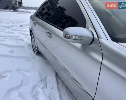 Серый Мерседес Е-Класс, объемом двигателя 1.8 л и пробегом 289 тыс. км за 6750 $, фото 27 на Automoto.ua