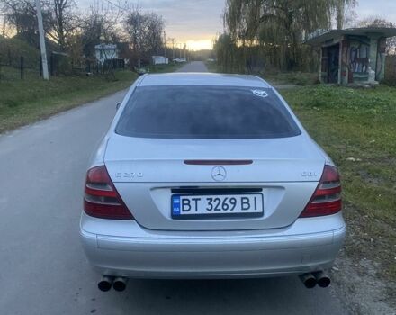 Сірий Мерседес Е-Клас, об'ємом двигуна 2.7 л та пробігом 100 тис. км за 3300 $, фото 4 на Automoto.ua