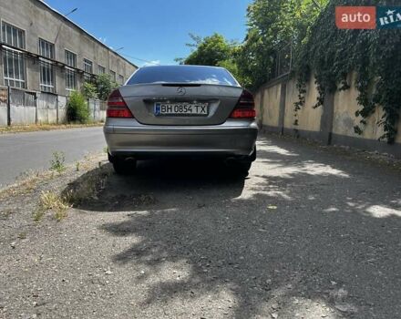 Серый Мерседес Е-Класс, объемом двигателя 1.8 л и пробегом 382 тыс. км за 6500 $, фото 7 на Automoto.ua