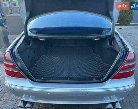 Серый Мерседес Е-Класс, объемом двигателя 2.69 л и пробегом 406 тыс. км за 7000 $, фото 14 на Automoto.ua