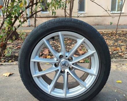 Серый Мерседес Е-Класс, объемом двигателя 2.1 л и пробегом 443 тыс. км за 8300 $, фото 16 на Automoto.ua