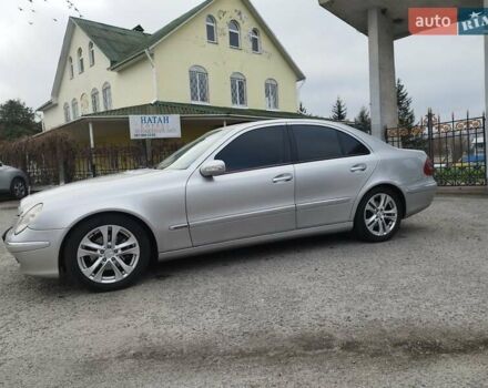 Сірий Мерседес Е-Клас, об'ємом двигуна 2.7 л та пробігом 400 тис. км за 7200 $, фото 1 на Automoto.ua