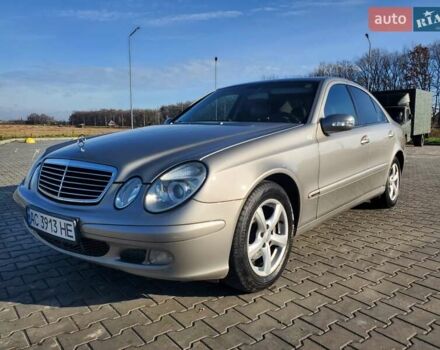 Серый Мерседес Е-Класс, объемом двигателя 2.15 л и пробегом 420 тыс. км за 7000 $, фото 16 на Automoto.ua