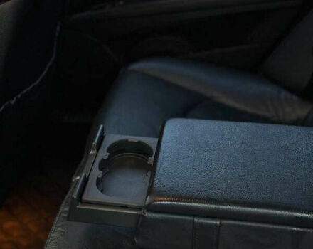 Серый Мерседес Е-Класс, объемом двигателя 2.69 л и пробегом 406 тыс. км за 7000 $, фото 11 на Automoto.ua