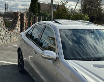 Мерседес Е-Клас 2004 у Вінниці на Automoto.ua Сірий Мерседес Е-Клас, об'ємом двигуна 1.8 л та пробігом 459 тис. км за 4799 $, фото 4 на Automoto.ua