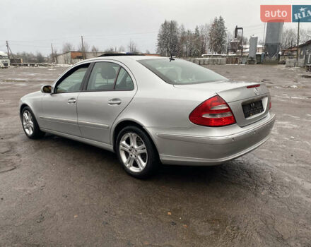 Сірий Мерседес Е-Клас, об'ємом двигуна 3.2 л та пробігом 272 тис. км за 3850 $, фото 15 на Automoto.ua
