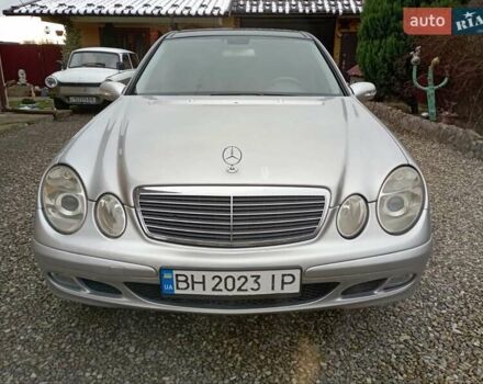 Сірий Мерседес Е-Клас, об'ємом двигуна 2.15 л та пробігом 302 тис. км за 6400 $, фото 6 на Automoto.ua