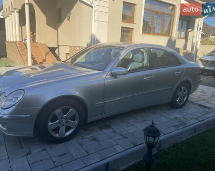 Серый Мерседес Е-Класс, объемом двигателя 3.2 л и пробегом 356 тыс. км за 7800 $, фото 8 на Automoto.ua