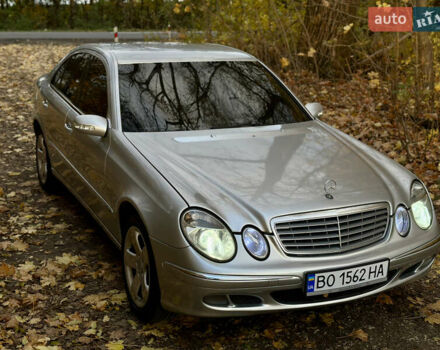 Мерседес Е-Клас 2004 у Тернополі на Automoto.ua Сірий Мерседес Е-Клас, об'ємом двигуна 2.2 л та пробігом 333 тис. км за 5750 $, фото 5 на Automoto.ua
