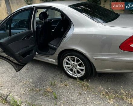 Серый Мерседес Е-Класс, объемом двигателя 1.8 л и пробегом 382 тыс. км за 6500 $, фото 6 на Automoto.ua