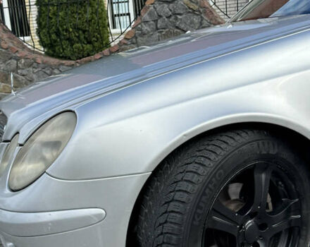 Мерседес Е-Клас 2004 у Вінниці на Automoto.ua Сірий Мерседес Е-Клас, об'ємом двигуна 1.8 л та пробігом 459 тис. км за 4799 $, фото 11 на Automoto.ua