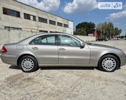 Сірий Мерседес Е-Клас, об'ємом двигуна 1.8 л та пробігом 281 тис. км за 11400 $, фото 5 на Automoto.ua