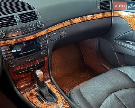 Серый Мерседес Е-Класс, объемом двигателя 2.7 л и пробегом 254 тыс. км за 8790 $, фото 19 на Automoto.ua