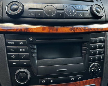 Мерседес Е-Клас 2004 у Івано-Франківську на Automoto.ua Сірий Мерседес Е-Клас, об'ємом двигуна 2.1 л та пробігом 305 тис. км за 6500 $, фото 18 на Automoto.ua