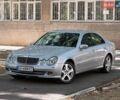 Сірий Мерседес Е-Клас, об'ємом двигуна 3.2 л та пробігом 267 тис. км за 5999 $, фото 16 на Automoto.ua