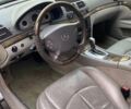 Сірий Мерседес Е-Клас, об'ємом двигуна 5 л та пробігом 350 тис. км за 8800 $, фото 11 на Automoto.ua
