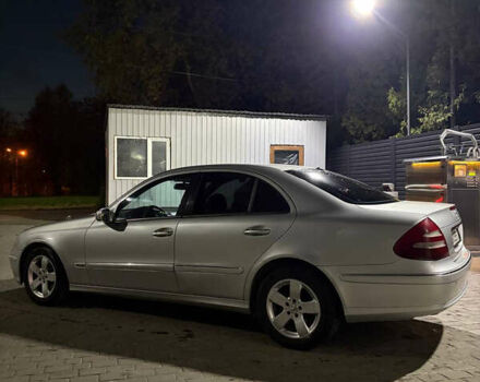 Серый Мерседес Е-Класс, объемом двигателя 2.6 л и пробегом 321 тыс. км за 4600 $, фото 4 на Automoto.ua