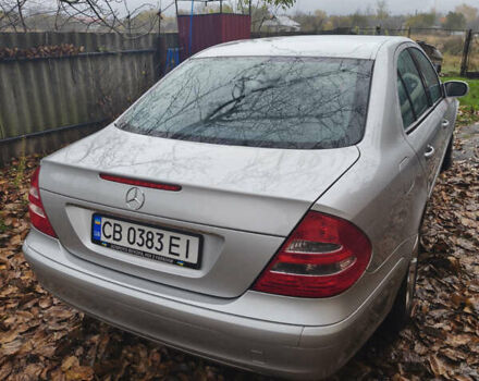Мерседес Е-Клас 2004 у Чернігові на Automoto.ua Сірий Мерседес Е-Клас, об'ємом двигуна 2.2 л та пробігом 380 тис. км за 7000 $, фото 19 на Automoto.ua