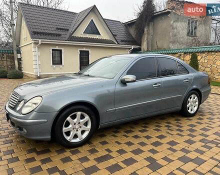 Серый Мерседес Е-Класс, объемом двигателя 2.2 л и пробегом 359 тыс. км за 6450 $, фото 10 на Automoto.ua