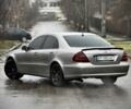 Серый Мерседес Е-Класс, объемом двигателя 2.1 л и пробегом 268 тыс. км за 5999 $, фото 5 на Automoto.ua