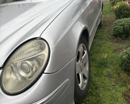 Серый Мерседес Е-Класс, объемом двигателя 2.7 л и пробегом 502 тыс. км за 6500 $, фото 1 на Automoto.ua