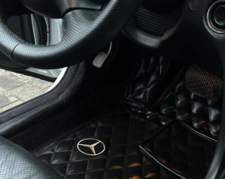 Серый Мерседес Е-Класс, объемом двигателя 2.69 л и пробегом 406 тыс. км за 7000 $, фото 7 на Automoto.ua