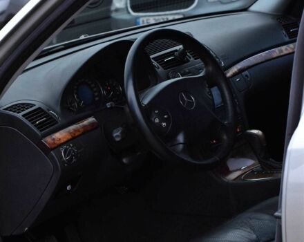 Сірий Мерседес Е-Клас, об'ємом двигуна 1.8 л та пробігом 482 тис. км за 6950 $, фото 7 на Automoto.ua