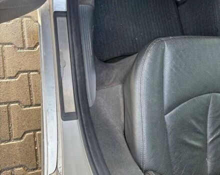 Серый Мерседес Е-Класс, объемом двигателя 3.2 л и пробегом 500 тыс. км за 6000 $, фото 20 на Automoto.ua