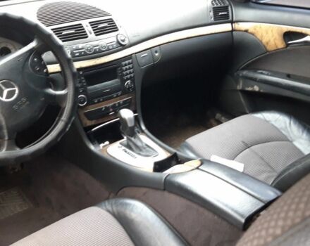 Серый Мерседес Е-Класс, объемом двигателя 2.7 л и пробегом 1 тыс. км за 2200 $, фото 1 на Automoto.ua