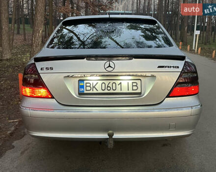 Серый Мерседес Е-Класс, объемом двигателя 3.2 л и пробегом 430 тыс. км за 7299 $, фото 3 на Automoto.ua