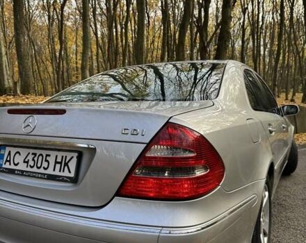 Сірий Мерседес Е-Клас, об'ємом двигуна 2.2 л та пробігом 412 тис. км за 6300 $, фото 6 на Automoto.ua