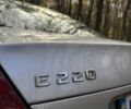Сірий Мерседес Е-Клас, об'ємом двигуна 2.2 л та пробігом 412 тис. км за 6300 $, фото 2 на Automoto.ua