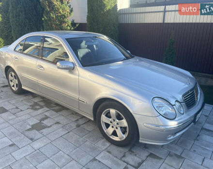 Серый Мерседес Е-Класс, объемом двигателя 3.2 л и пробегом 356 тыс. км за 7800 $, фото 13 на Automoto.ua