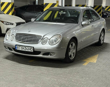 Серый Мерседес Е-Класс, объемом двигателя 2.15 л и пробегом 306 тыс. км за 7800 $, фото 2 на Automoto.ua