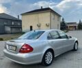 Серый Мерседес Е-Класс, объемом двигателя 3.2 л и пробегом 270 тыс. км за 4150 $, фото 3 на Automoto.ua