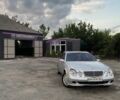 Серый Мерседес Е-Класс, объемом двигателя 3.2 л и пробегом 280 тыс. км за 3652 $, фото 1 на Automoto.ua