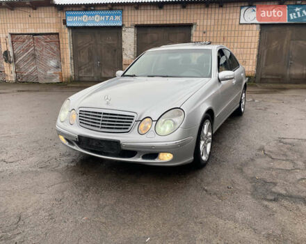 Сірий Мерседес Е-Клас, об'ємом двигуна 3.2 л та пробігом 272 тис. км за 3850 $, фото 11 на Automoto.ua