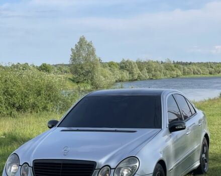 Сірий Мерседес Е-Клас, об'ємом двигуна 2.7 л та пробігом 377 тис. км за 3100 $, фото 3 на Automoto.ua