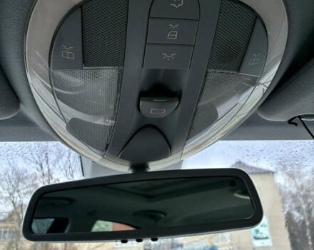 Сірий Мерседес Е-Клас, об'ємом двигуна 2.7 л та пробігом 349 тис. км за 8800 $, фото 27 на Automoto.ua