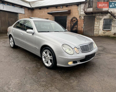 Сірий Мерседес Е-Клас, об'ємом двигуна 3.2 л та пробігом 272 тис. км за 3850 $, фото 26 на Automoto.ua