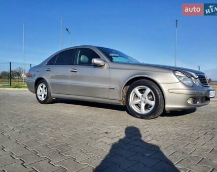 Серый Мерседес Е-Класс, объемом двигателя 2.15 л и пробегом 420 тыс. км за 7000 $, фото 2 на Automoto.ua